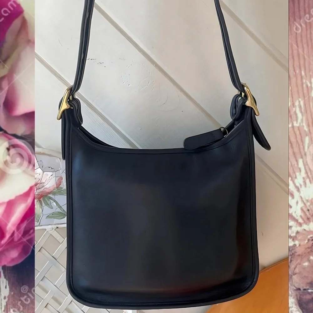 VINTAGE COACH LEGACY ZIP BLACK CROSSBODY BAG 9966